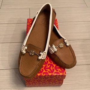 Tory Burch loafers daria driver size 9.5